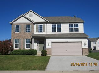 837 Prairie Crossing Dr, Yorkville, IL