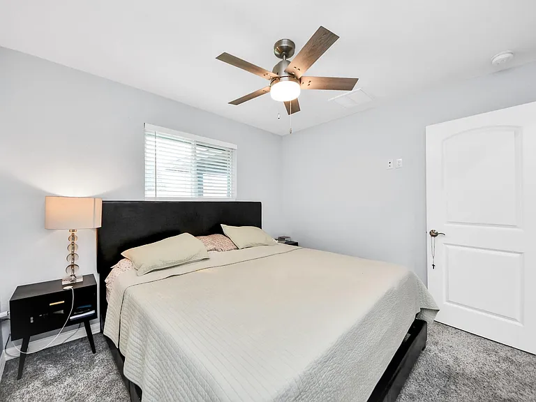 834 Ellington St — Photo 20