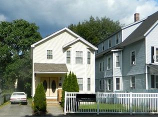 42 Piedmont St, Worcester, MA 01610