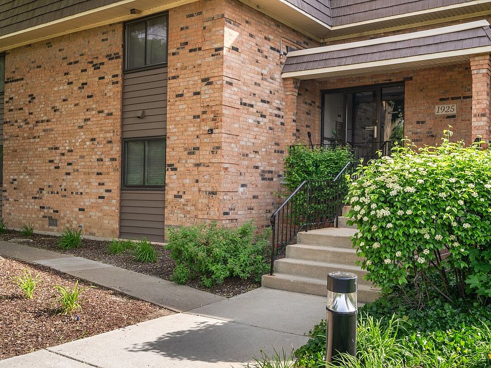 1st image of 1925 Tall Oaks Dr Unit 3704