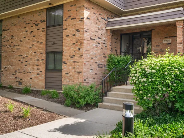 1925 Tall Oaks Dr Unit 3704, Aurora, IL 60505
