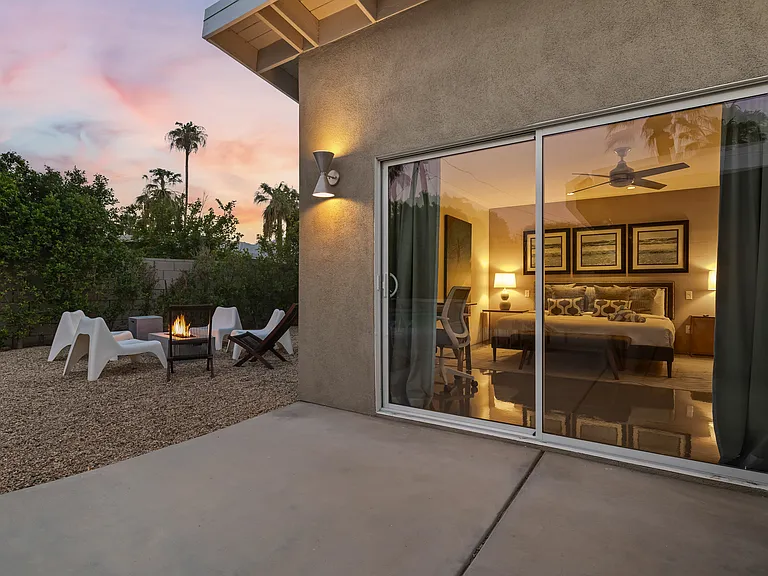 2197 E Belding Dr — Photo 25