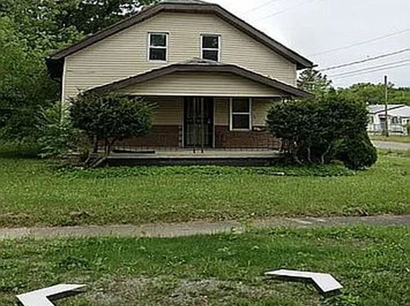 1902 Barks St, Flint, MI 48503
