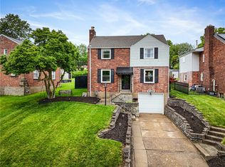 5268 Fieldcrest Dr, Pittsburgh, PA 15236