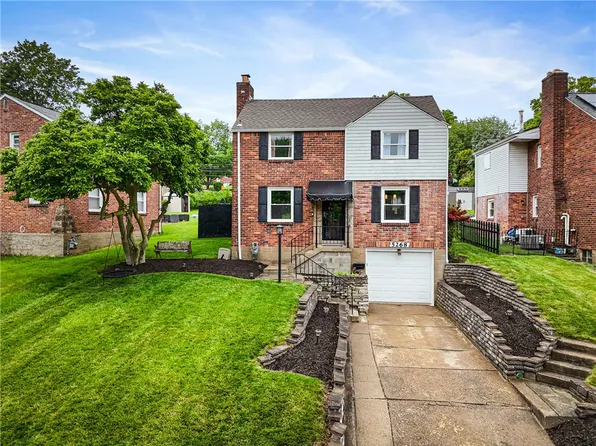 5268 Fieldcrest Dr, Pittsburgh, PA 15236