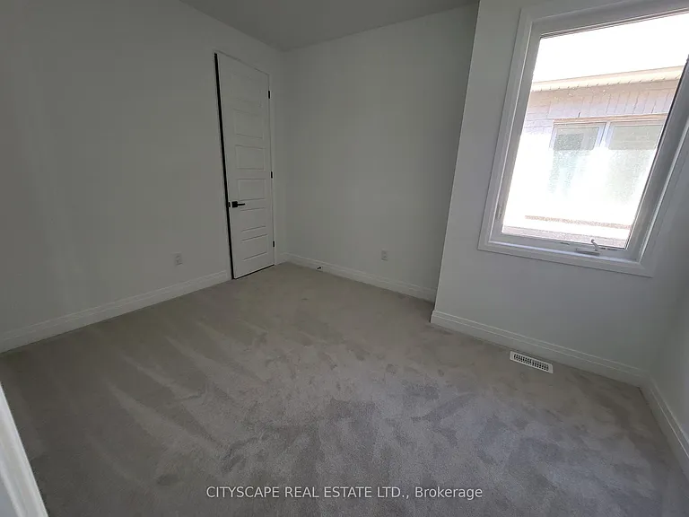 493 Boyd Ln — Photo 5