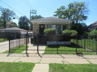 9244 S Harper Ave, Chicago, IL 60619