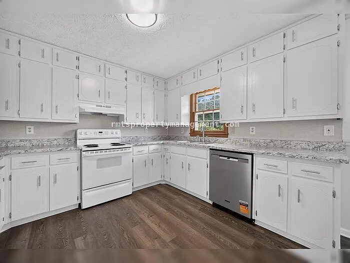 2591 Doc Hughes Rd — Photo 13