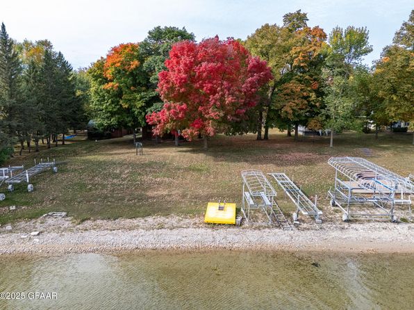 17500 Park Ave SE, Erskine, MN 56535
