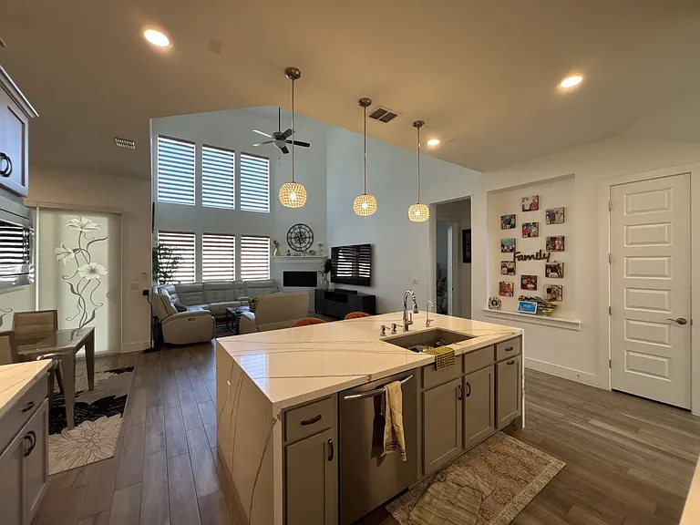 16916 Morelle Dr — Photo 14