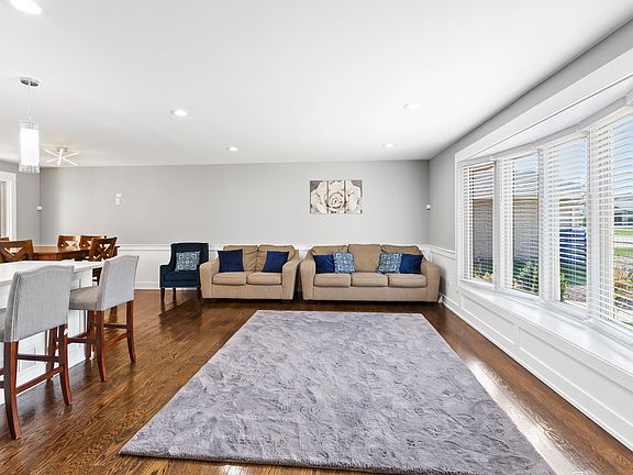 3rd image of 14147 Garavogue Ave