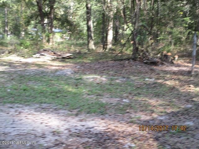 2nd image of 124 SE Silky Ct