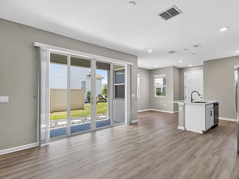 1465 Axel Graeson Ave — Photo 34