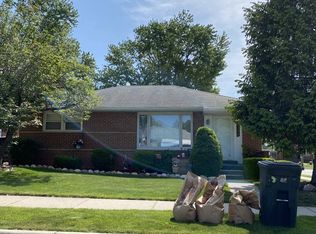 28304 Diesing Dr, Madison Heights, MI 48071
