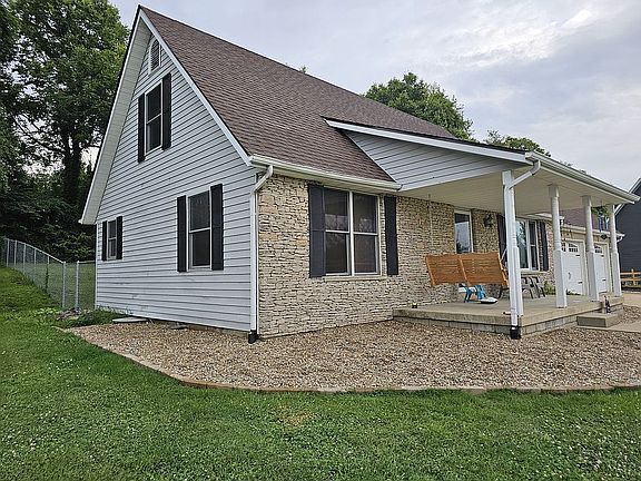 3rd image of 3441 Hillside Ct