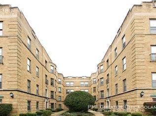 138 N Haven Rd APT 2E, Elmhurst, IL 60126