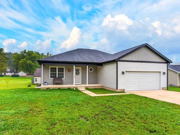 13922 Hemlock Pkwy, Logan, OH 43138