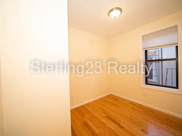 23-90 29th St #10 — Photo 6