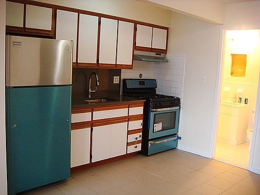 2nd image of 26-34 30th St #4B