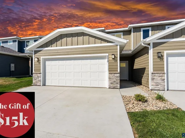 4610 E Whisper Ridge Pl, Sioux Falls, SD 57108