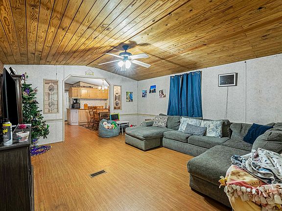 3rd image of 271 Grimes Rd