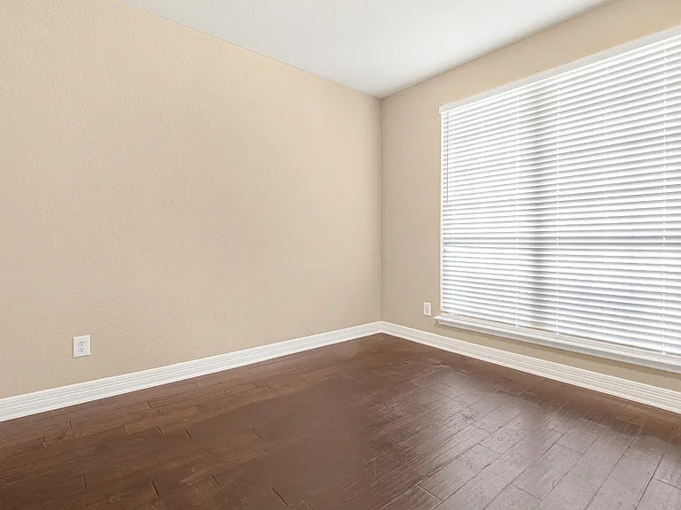 5488 Devonwood St — Photo 28