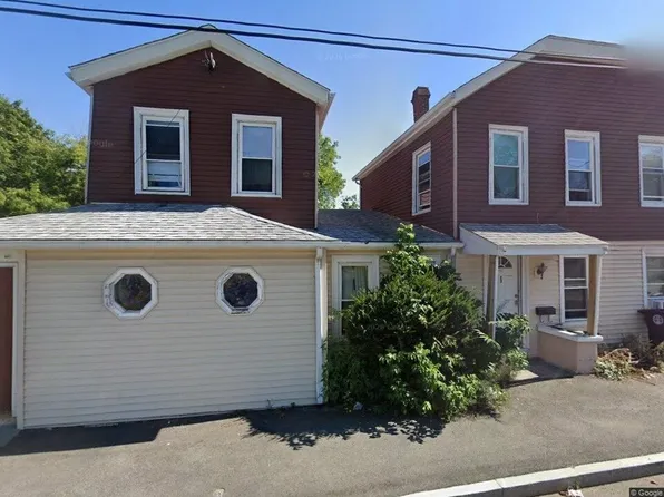 20-24 Lake St, East Weymouth, MA 02189