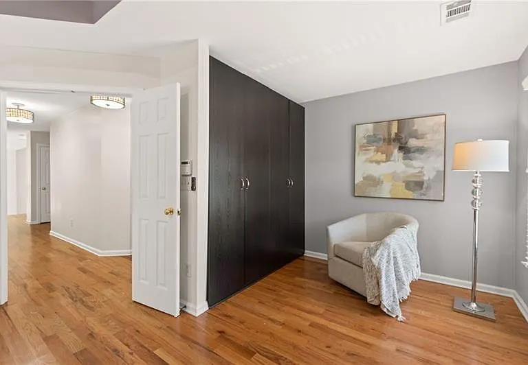 1235 Longpointe Pass — Photo 60