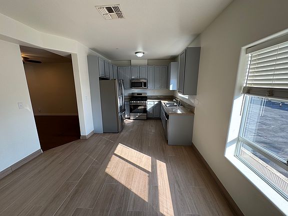5th image of 8800 Etiwanda Ave APT 3