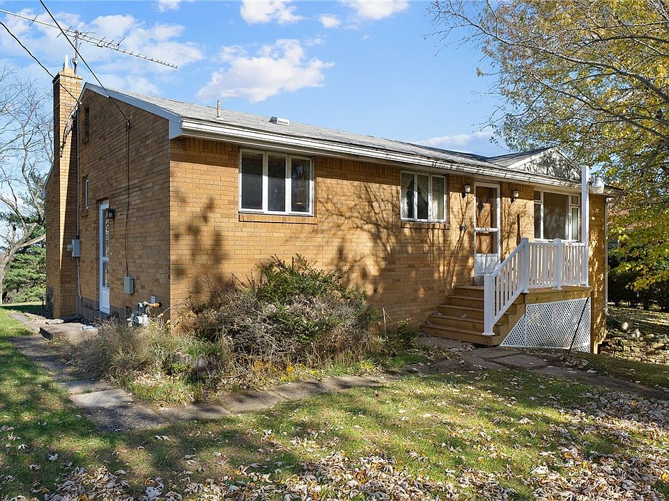 1st image of 130 Firwood Dr