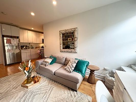 3rd image of 105 Bennett Ave #45B