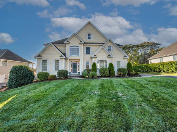 15 Murphy Drive, Rocky Hill, CT 06067