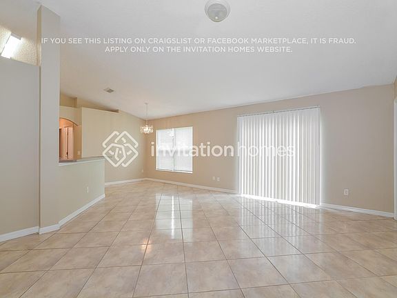 4th image of 1300 Navarre Dr