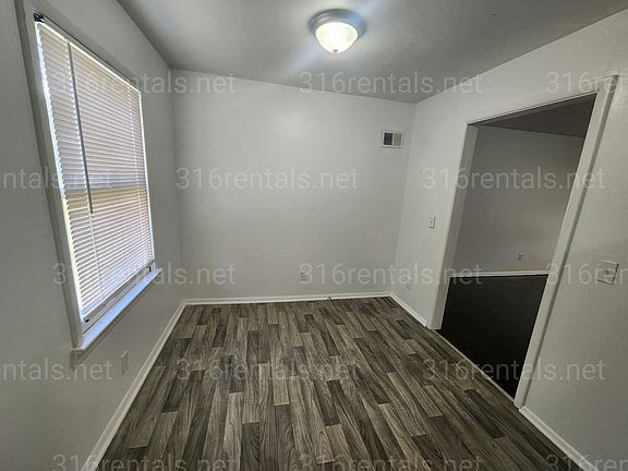 4th image of 2626 N Volutsia Ave