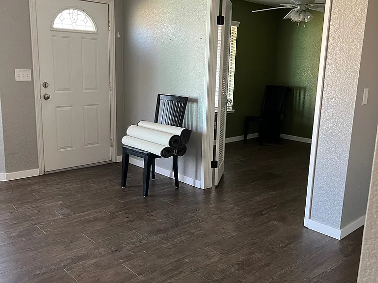 5 Devri Ct — Photo 6