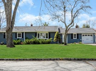 1272 Oxford Rd, Bridgewater, NJ 08807