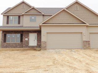 216 Fandel Rd, Metamora, IL 61548