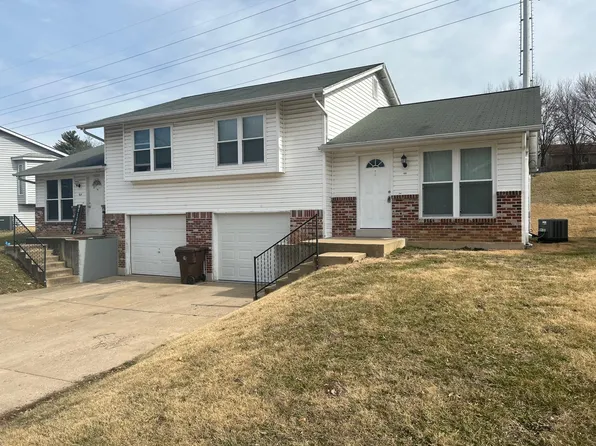 406 Omar Ct, Saint Peters, MO 63376