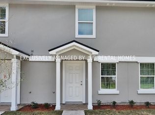 8493 McGirts Village Ln, Jacksonville, FL 32210