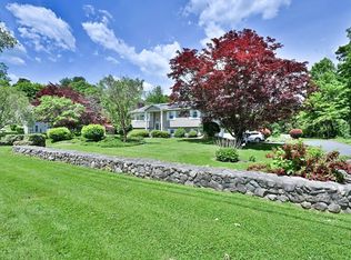 19 Sawmill Rd, Dudley, MA 01571