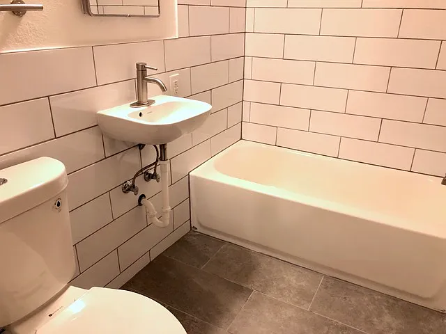 1213 Francis St #6 — Photo 5