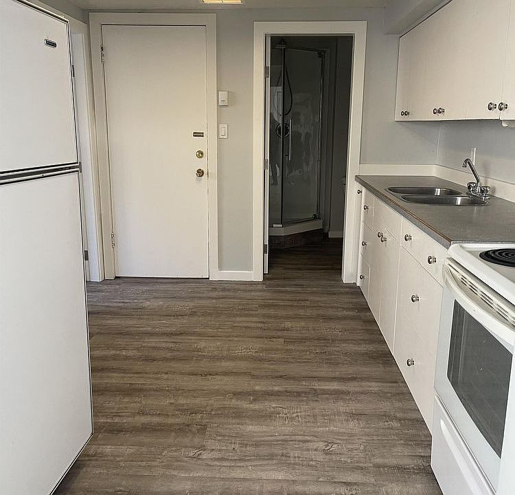 1st image of 9707 103rd Ave #6