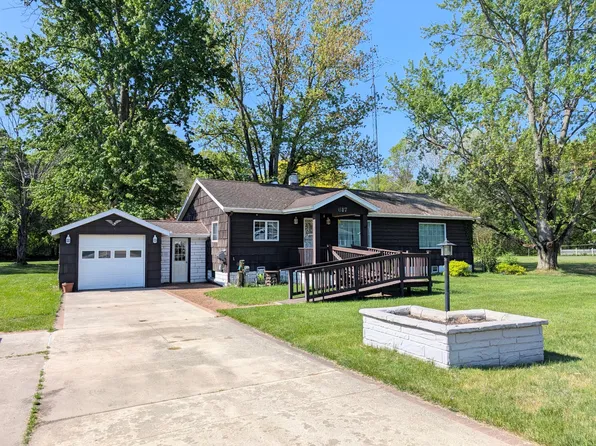 617 W High St, Bangor, MI 49013