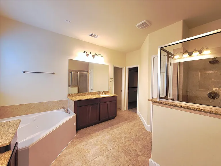 5822 Crawford Hill Ln — Photo 8
