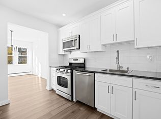 31 Howard St, Pompton Lakes, NJ 07442