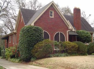 32 Lanneau Dr, Greenville, SC 29605