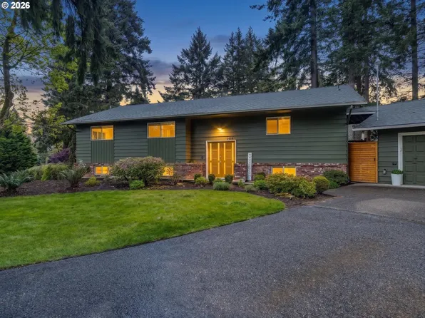 2414 SE Bella Vista Rd, Vancouver, WA 98683