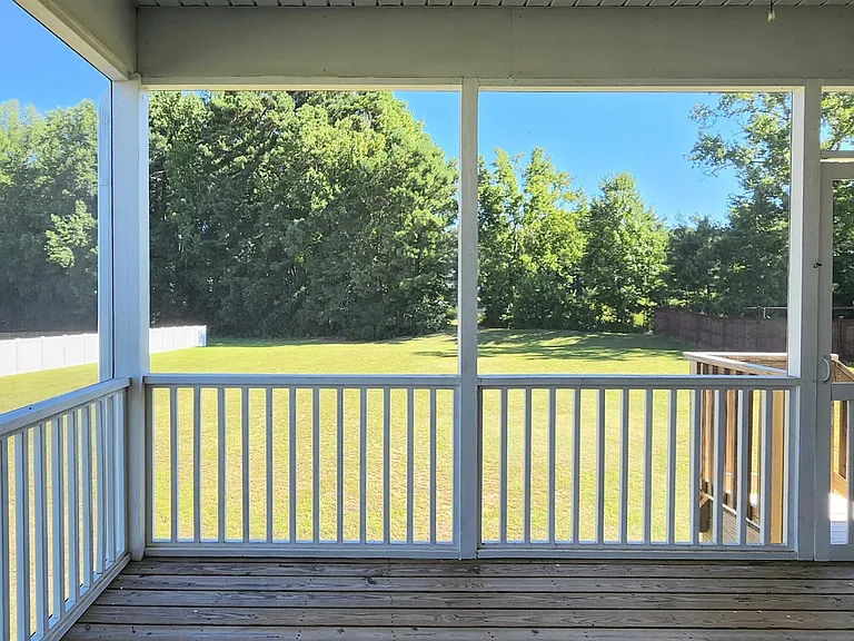 190 Salem Village Dr — Photo 7