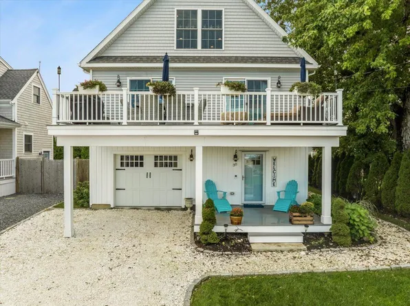 30 Carman Avenue, Sandwich, MA 02563