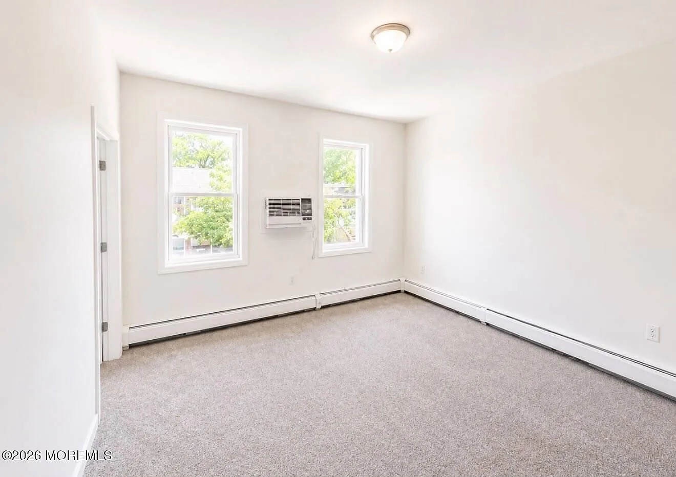 2 bed, 1800 sqft, $2,500 — Photo 4